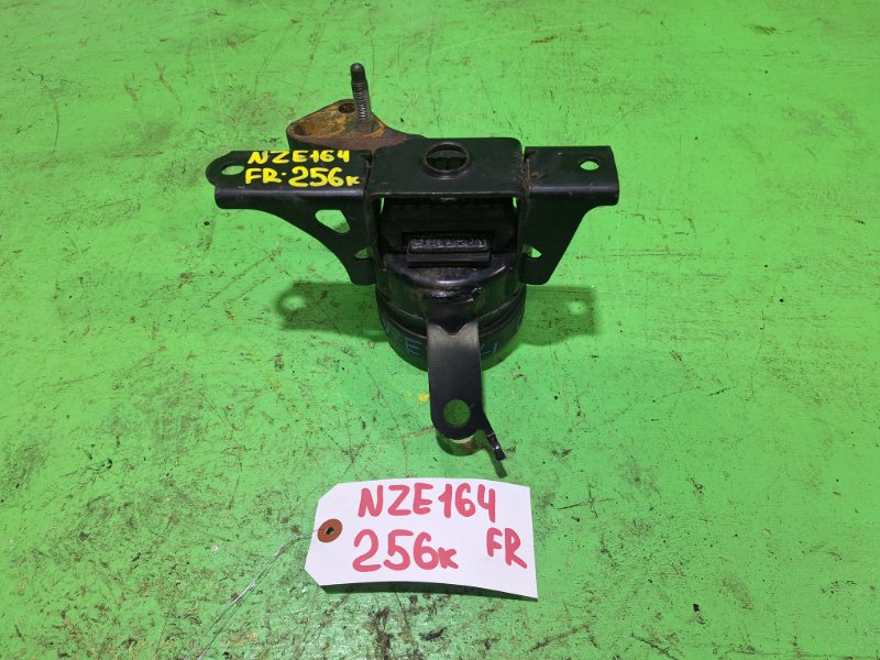 Подушка двигателя Toyota Corolla Axio NZE164 передняя правая (б/у)