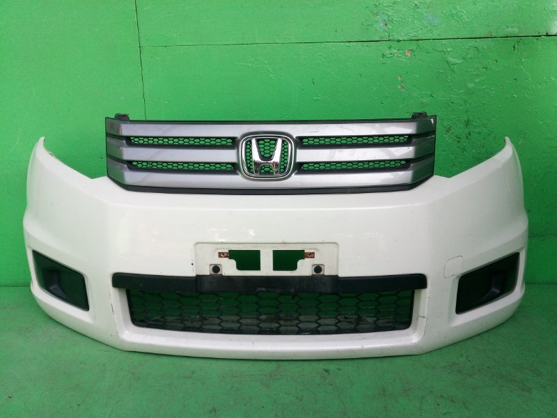 Бампер Honda Freed Spike GB3 передний (б/у)