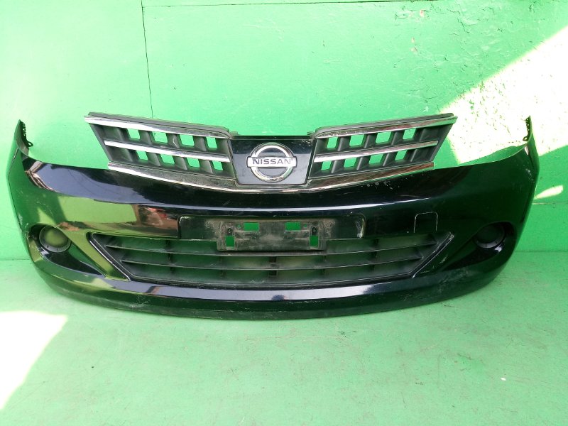 Бампер Nissan Tiida C11 передний (б/у)