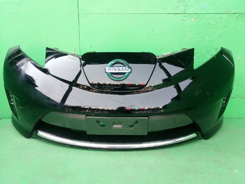 Бампер Nissan Leaf AZE0 передний (б/у)
