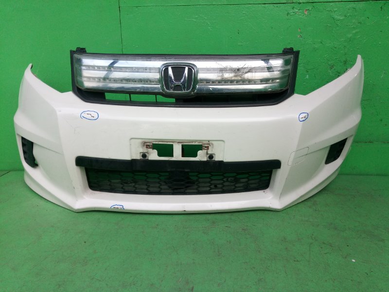 Бампер Honda Freed Spike GP3 передний (б/у)