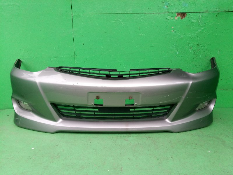 Бампер Toyota Wish ZNE10 передний (б/у)