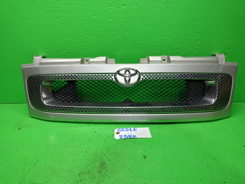 Решетка радиатора Toyota Sparky S221E (б/у)