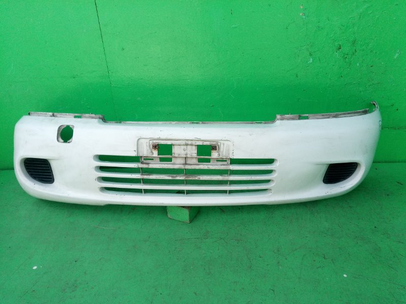 Бампер Toyota Funcargo NCP25 передний (б/у)