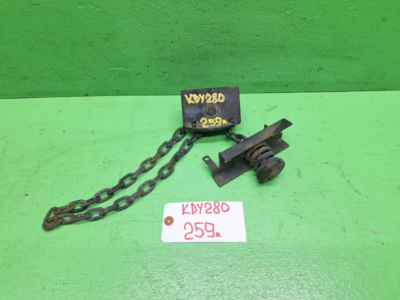 Крепление запасного колеса TOYOTA DYNA KDY280 (б/у)