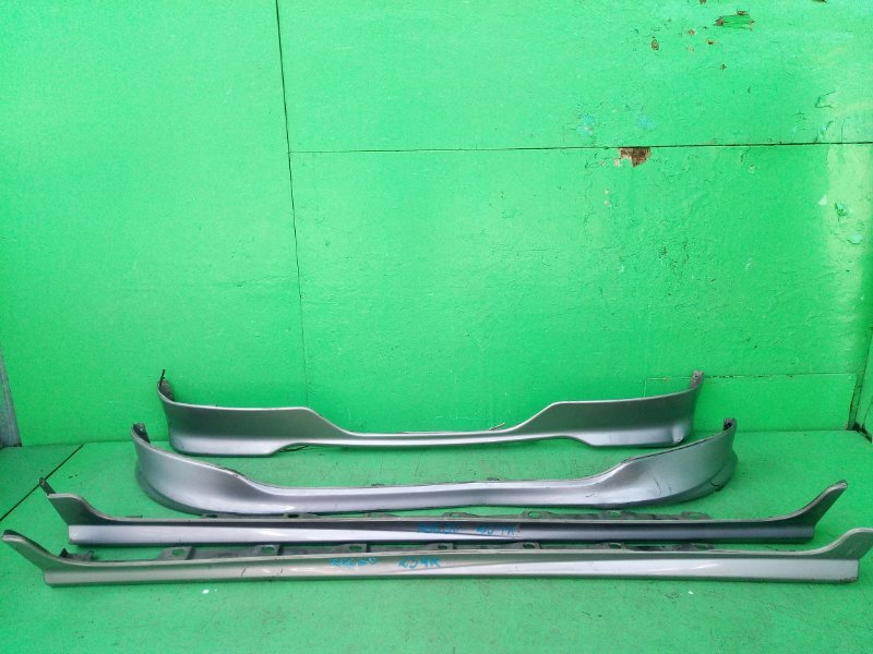 Обвес Toyota Passo KGC30 (б/у) Обвес Toyota Passo KGC30 (б/у)
