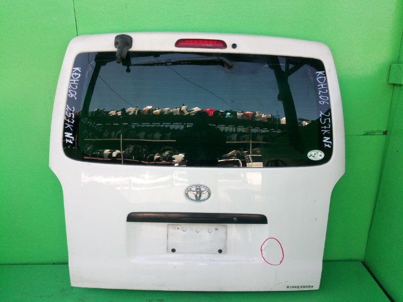 Дверь задняя Toyota Hiace KDH206 (б/у) #-1