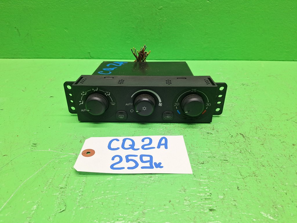 Климат-контроль MITSUBISHI DINGO CQ2A (б/у)