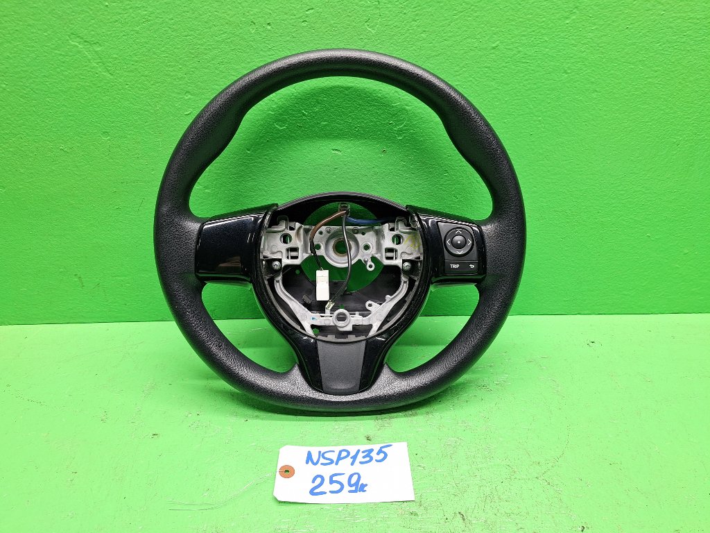 Руль TOYOTA VITZ NSP135 (б/у)