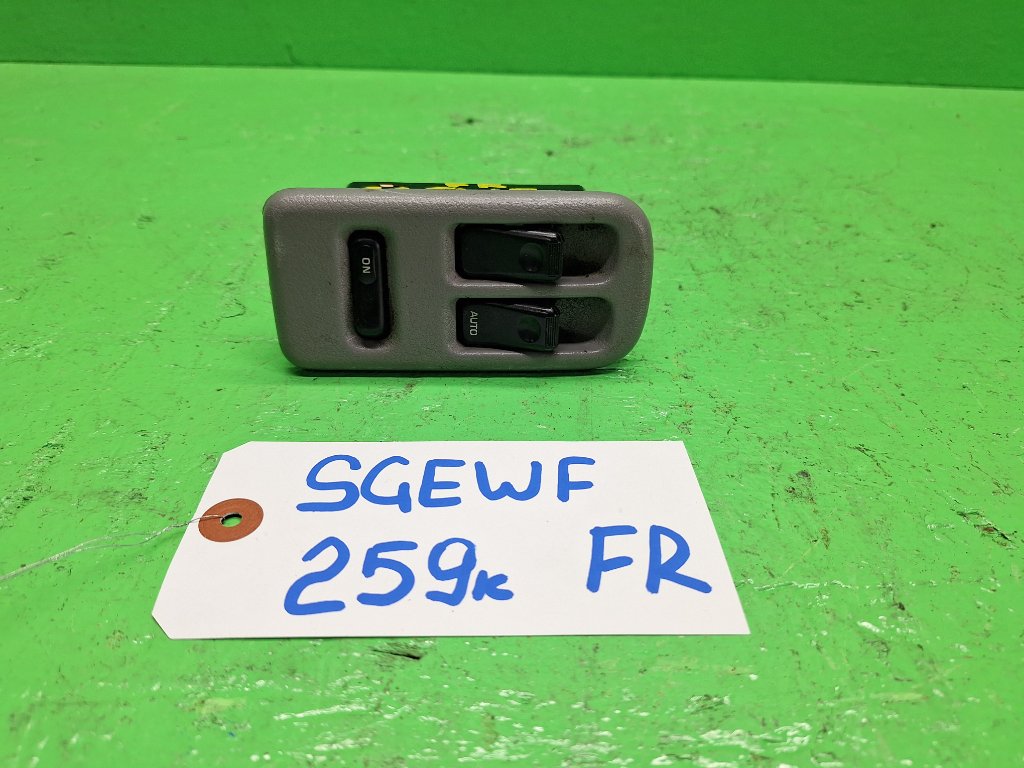 Блок упр. стеклоподьемниками FORD FREDA SG5WF передний правый (б/у)