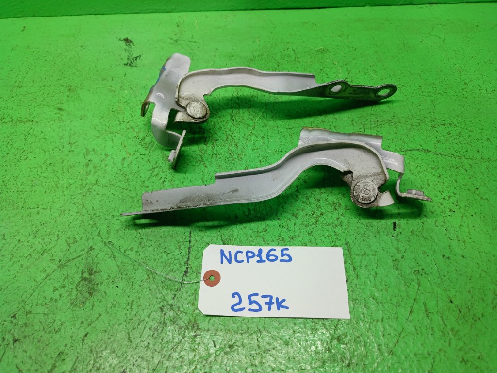 Петля капота TOYOTA PROBOX NCP165 (б/у)