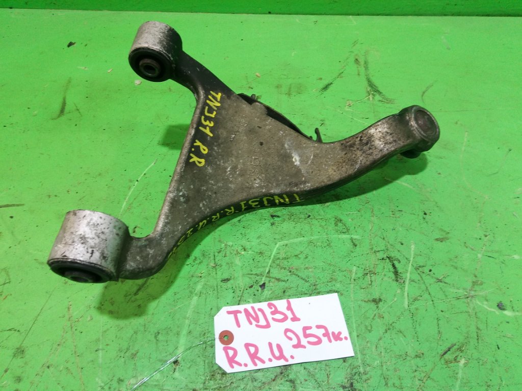 Рычаг NISSAN TEANA TNJ31 задний правый (б/у)