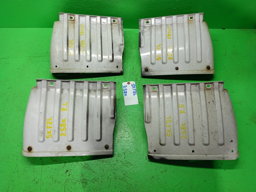Брызговики комплект MAZDA BONGO SKF2L (б/у)