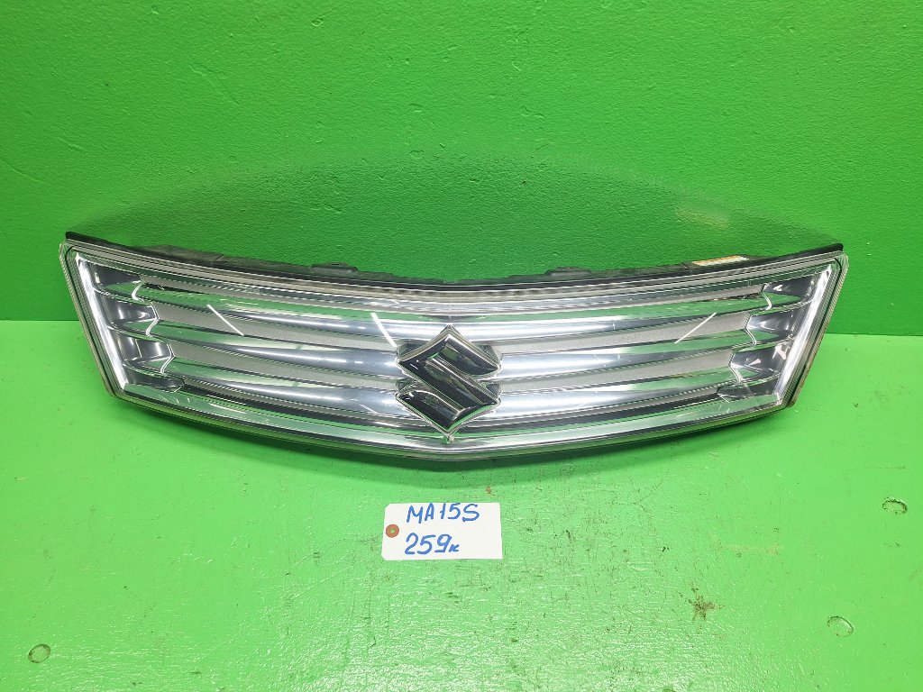 Решетка радиатора SUZUKI SOLIO MA15S (б/у)