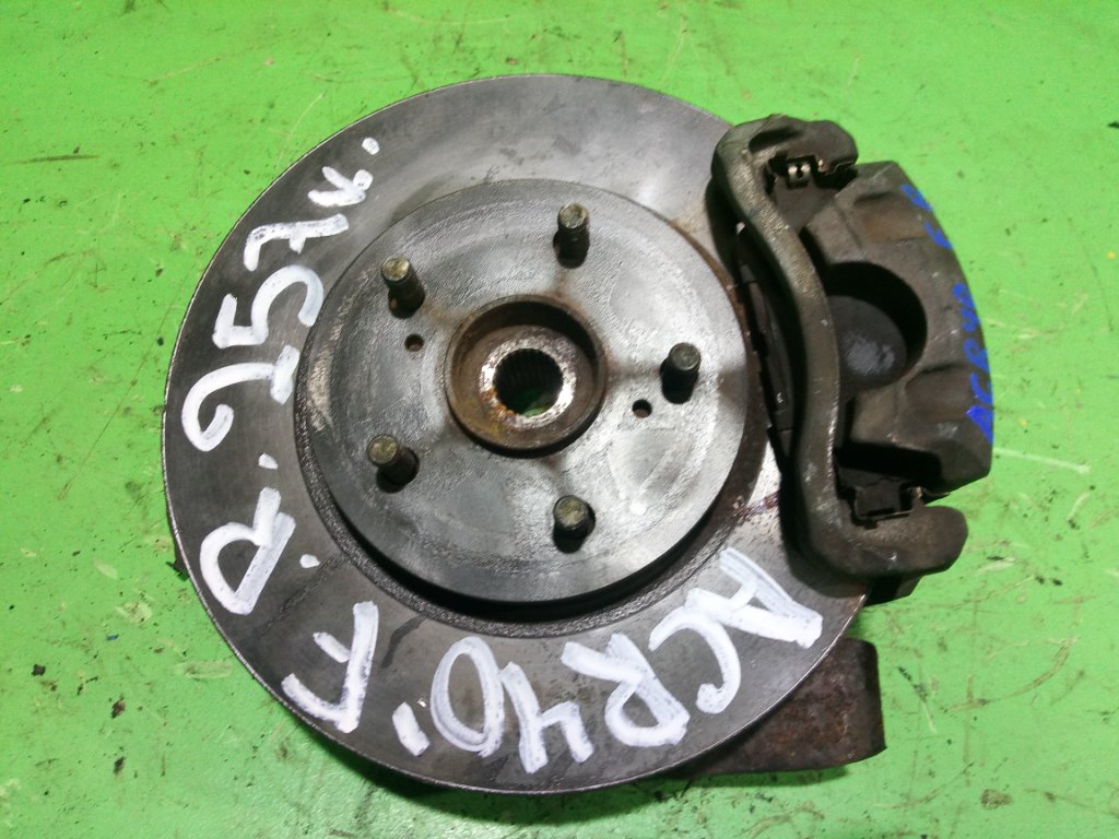 Ступица TOYOTA ESTIMA ACR40 передняя правая (б/у)