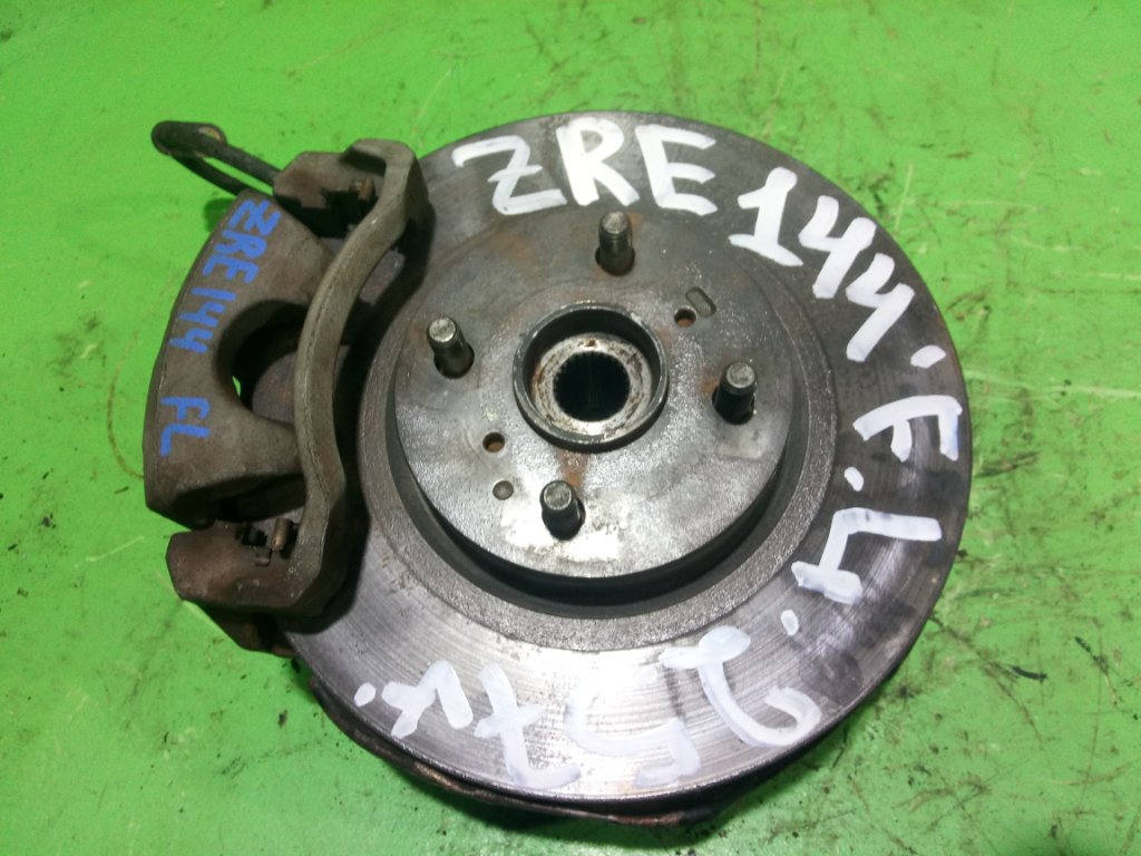 Ступица TOYOTA COROLLA ZRE144 передняя левая (б/у)