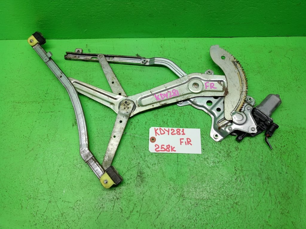 Стеклоподъемник TOYOTA DYNA KDY281 передний правый (б/у)