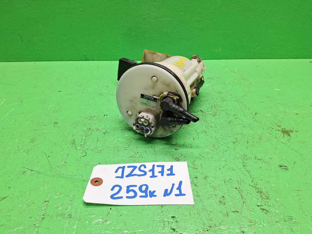Бензонасос TOYOTA CROWN JZS171 (б/у) #1