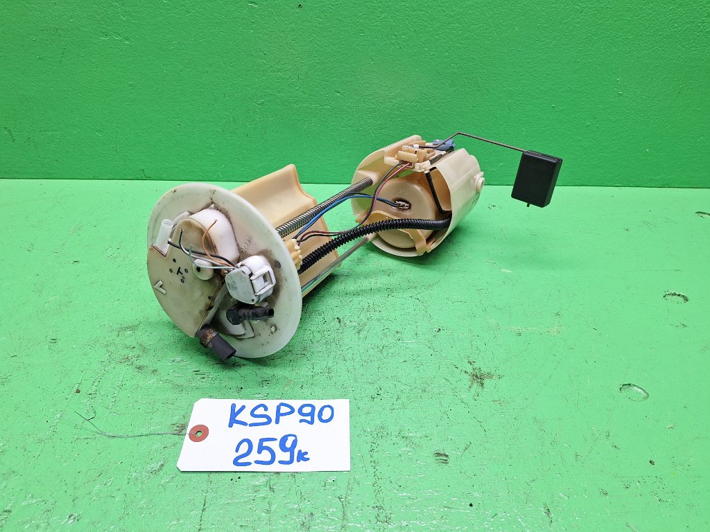 Бензонасос TOYOTA VITZ KSP90 (б/у)