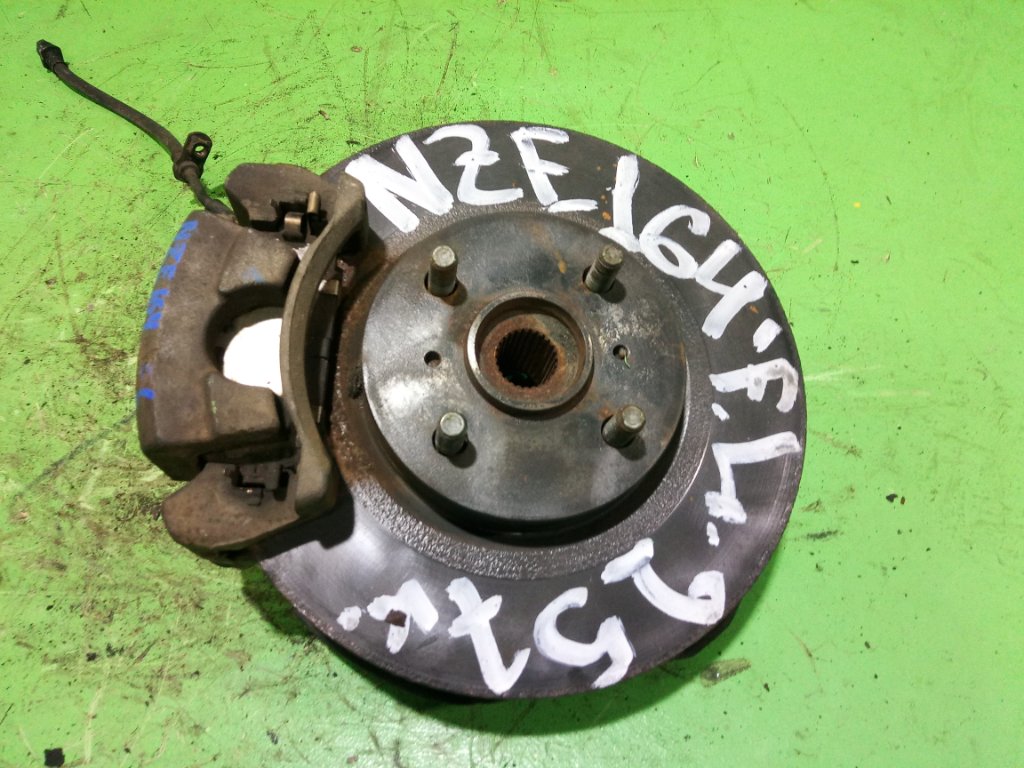 Ступица TOYOTA COROLLA NZE164 передняя левая (б/у)