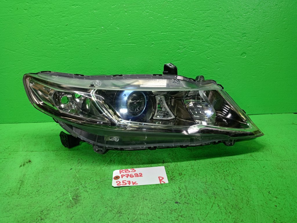 Фара HONDA ODYSSEY RB3 правая (б/у)