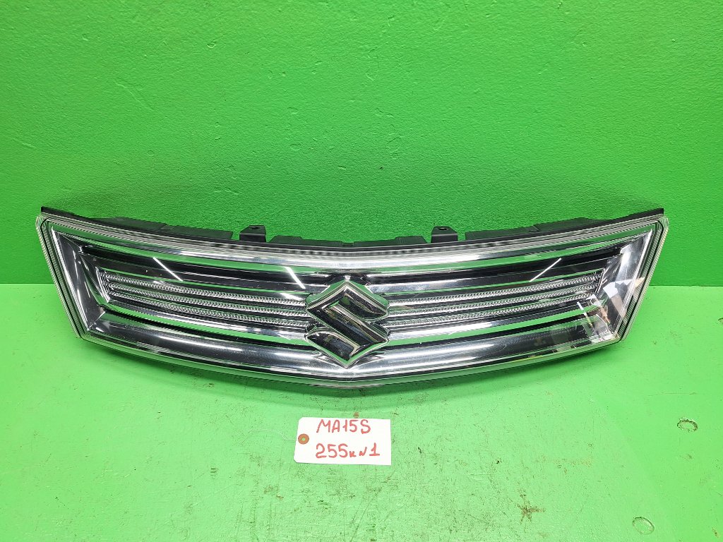 Решетка радиатора SUZUKI SOLIO MA15S (б/у) #1
