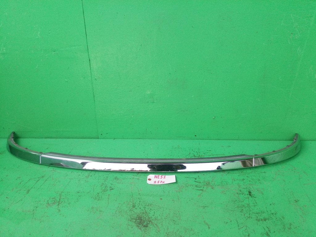 Планка под фары NISSAN ELGRAND NE51 (б/у)