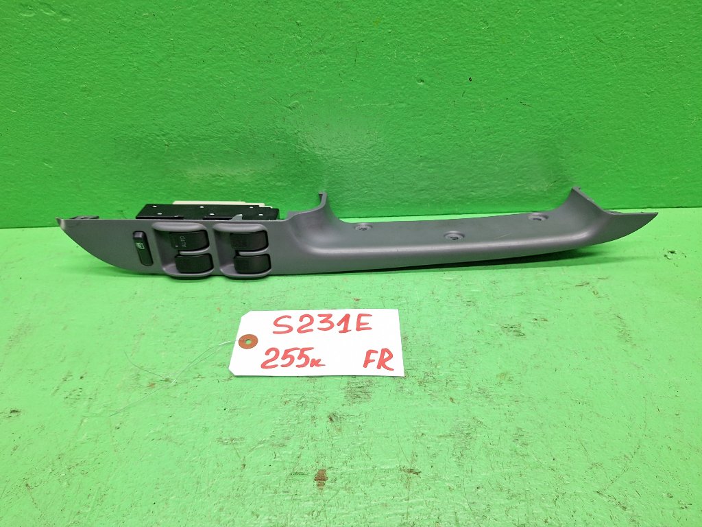 Блок упр. стеклоподьемниками TOYOTA SPARKY S231E передний правый (б/у)