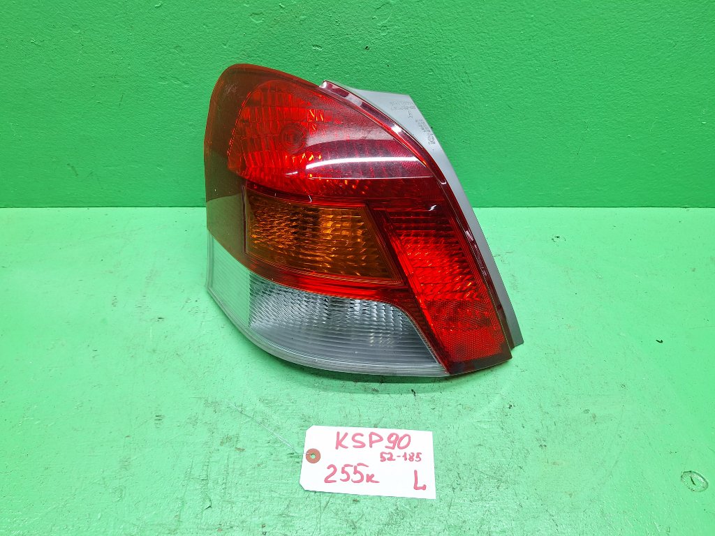 Стоп-сигнал TOYOTA VITZ KSP90 левый (б/у)