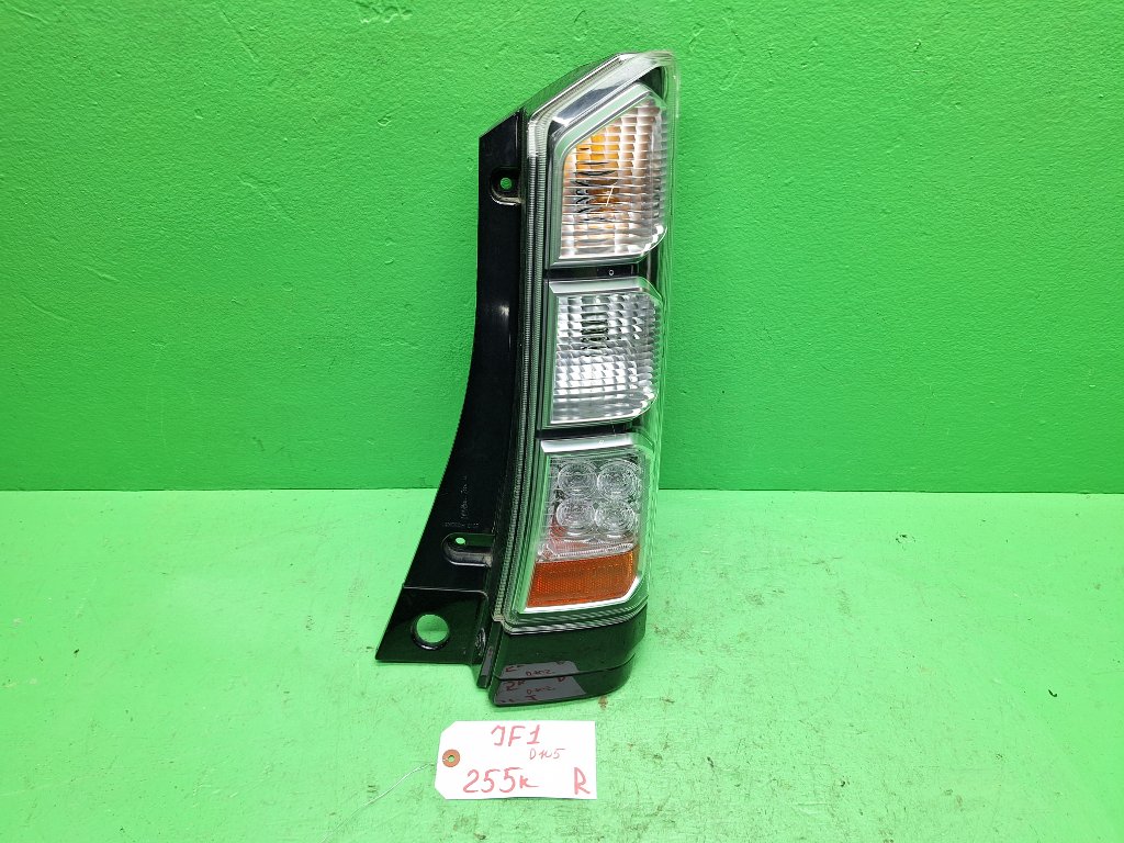 Стоп-сигнал HONDA N-BOX JF1 правый (б/у)