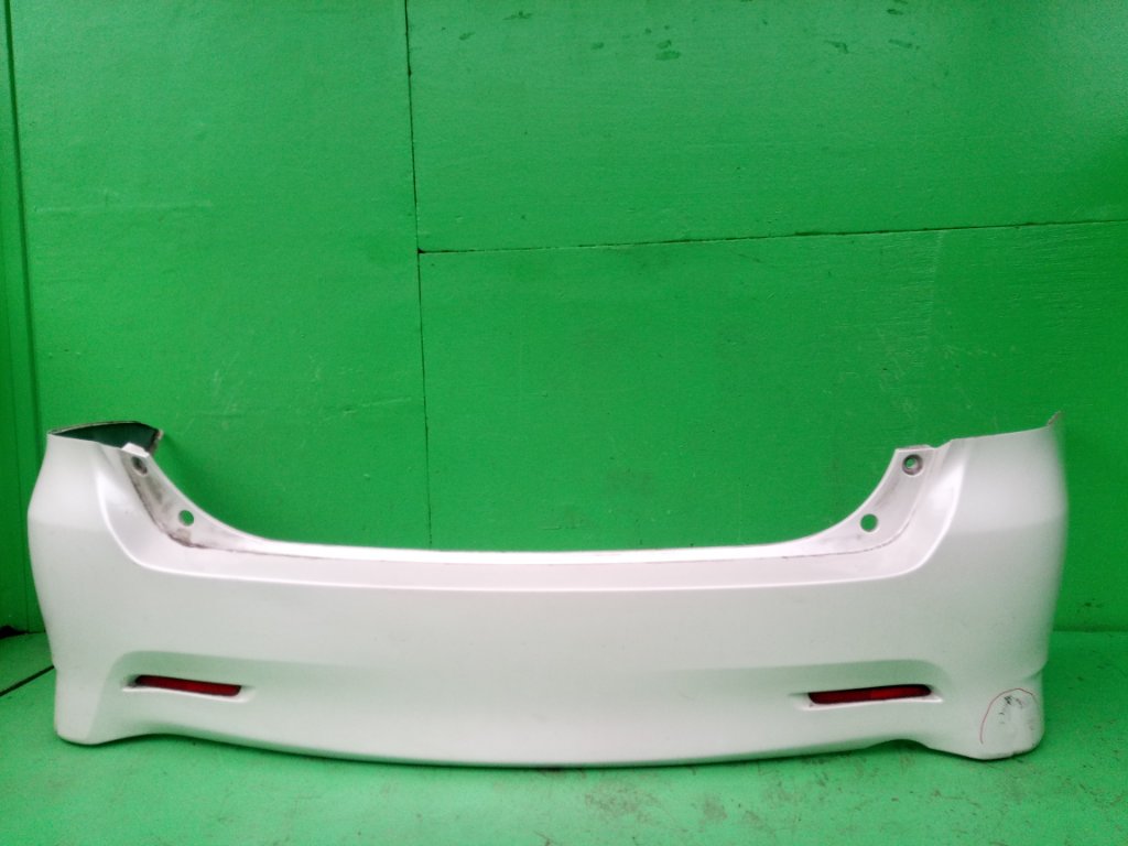 Бампер TOYOTA WISH ZGE20 задний (б/у)