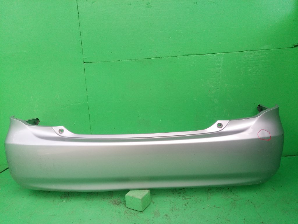 Бампер TOYOTA COROLLA AXIO NZE144 задний (б/у)