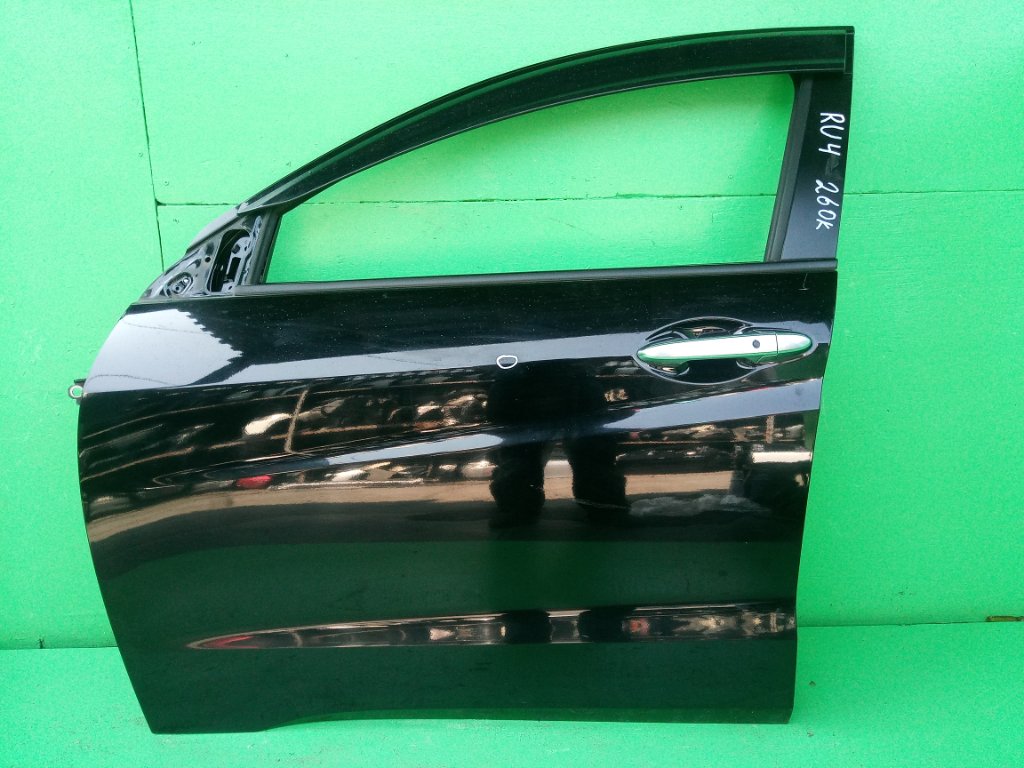 Дверь HONDA VEZEL RU4 передняя левая (б/у)