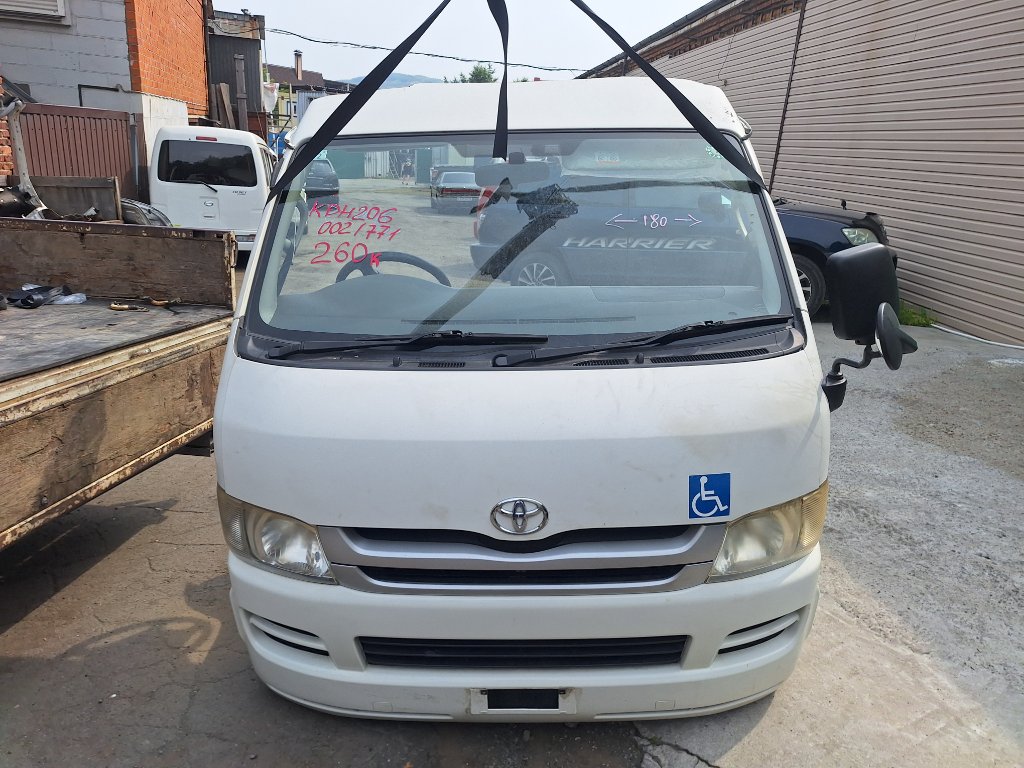 Ноускат TOYOTA HIACE KDH206 (б/у)