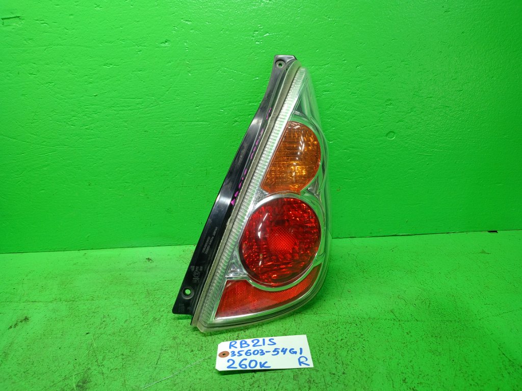Стоп-сигнал SUZUKI AERIO RB21S правый (б/у)