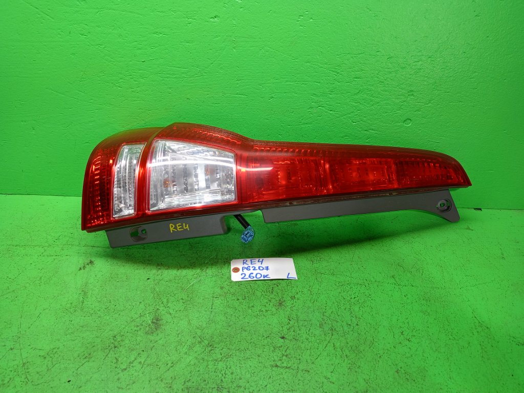 Стоп-сигнал HONDA CRV RE4 левый (б/у)