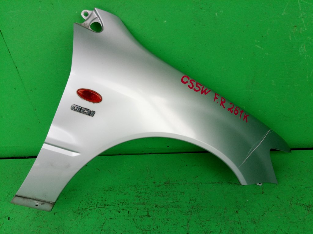 Крыло MITSUBISHI LANCER CEDIA CS5W переднее правое (б/у)