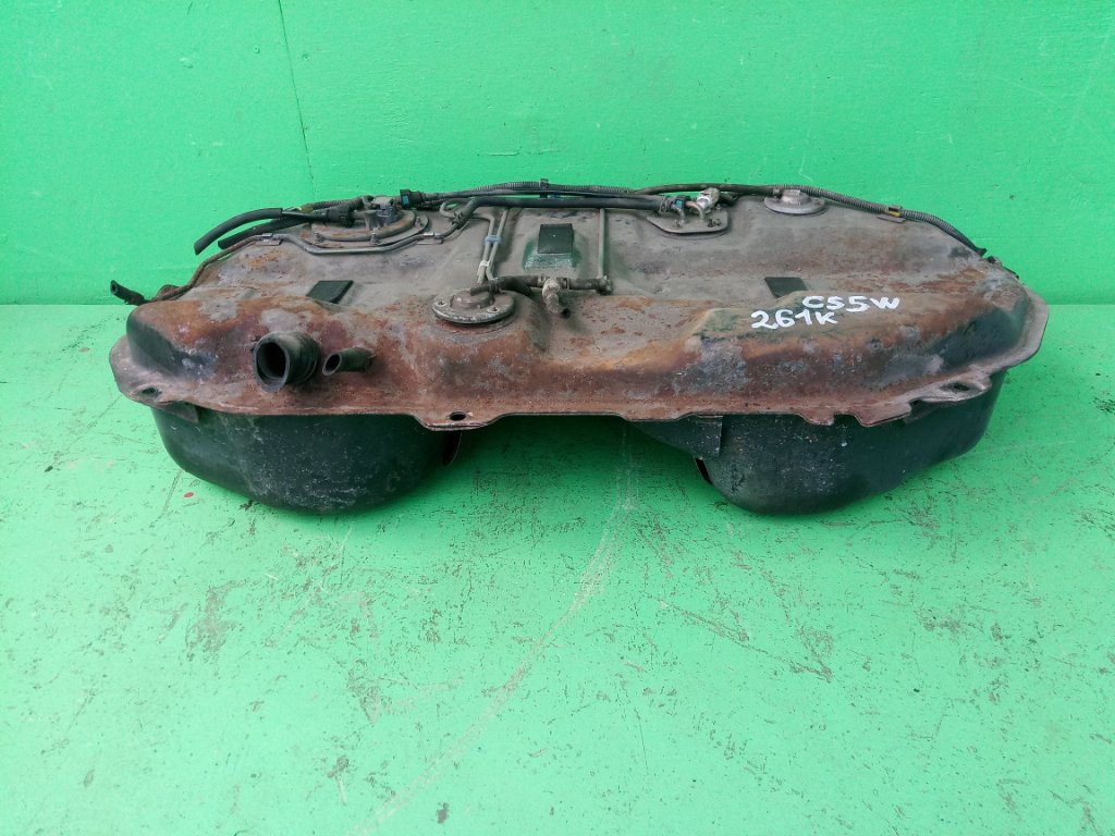 Бензобак MITSUBISHI LANCER CEDIA CS5W (б/у)