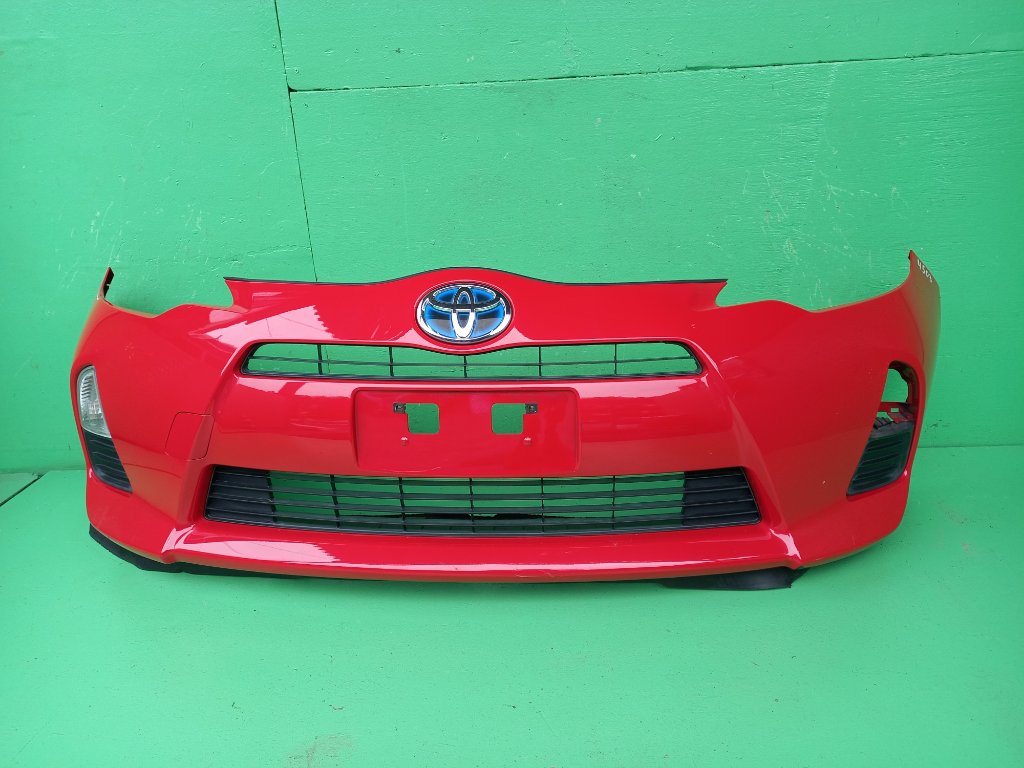 Бампер TOYOTA AQUA NHP10 передний (б/у)
