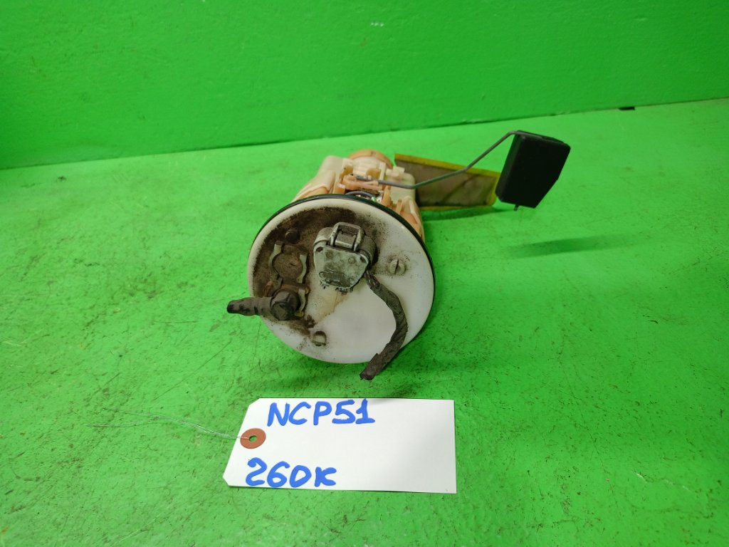 Бензонасос TOYOTA PROBOX NCP51 (б/у)