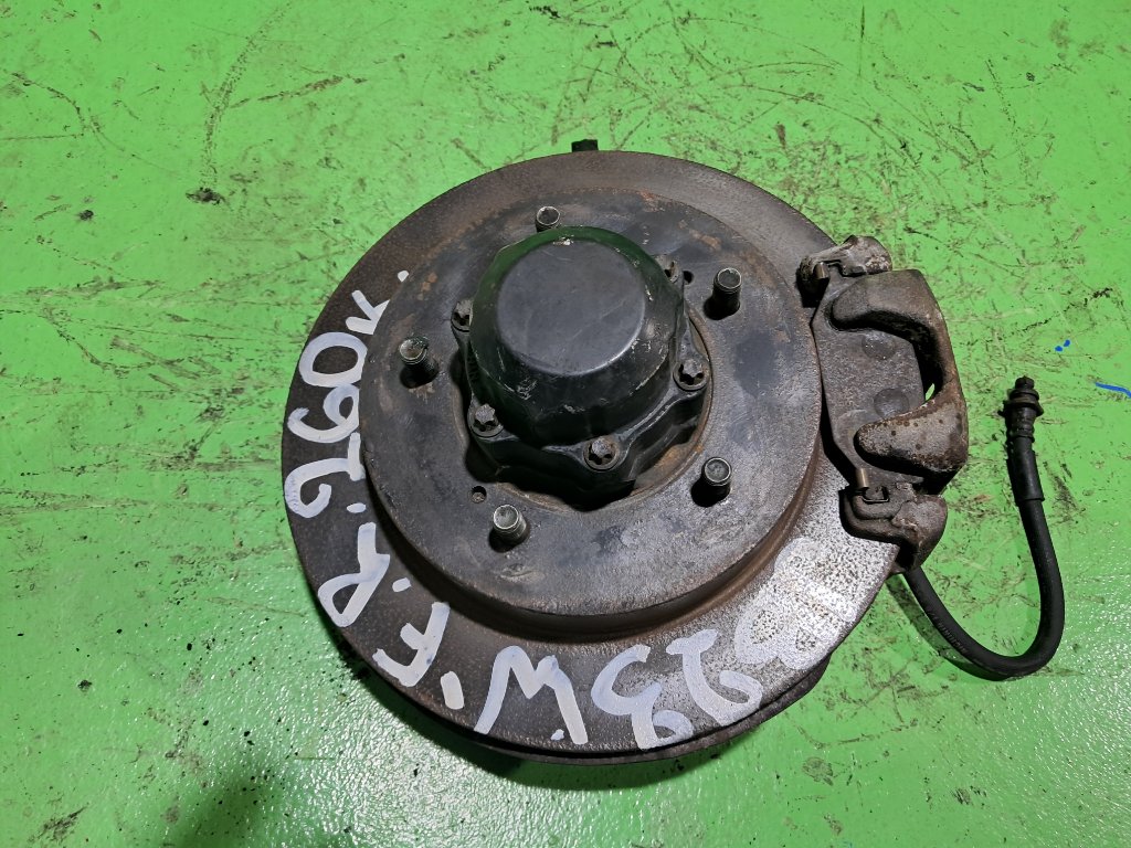 Ступица SUZUKI JIMNY JB23W передняя правая (б/у)