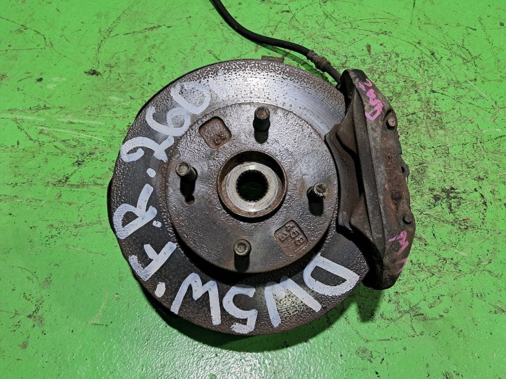 Ступица MAZDA DEMIO DW5W передняя правая (б/у)