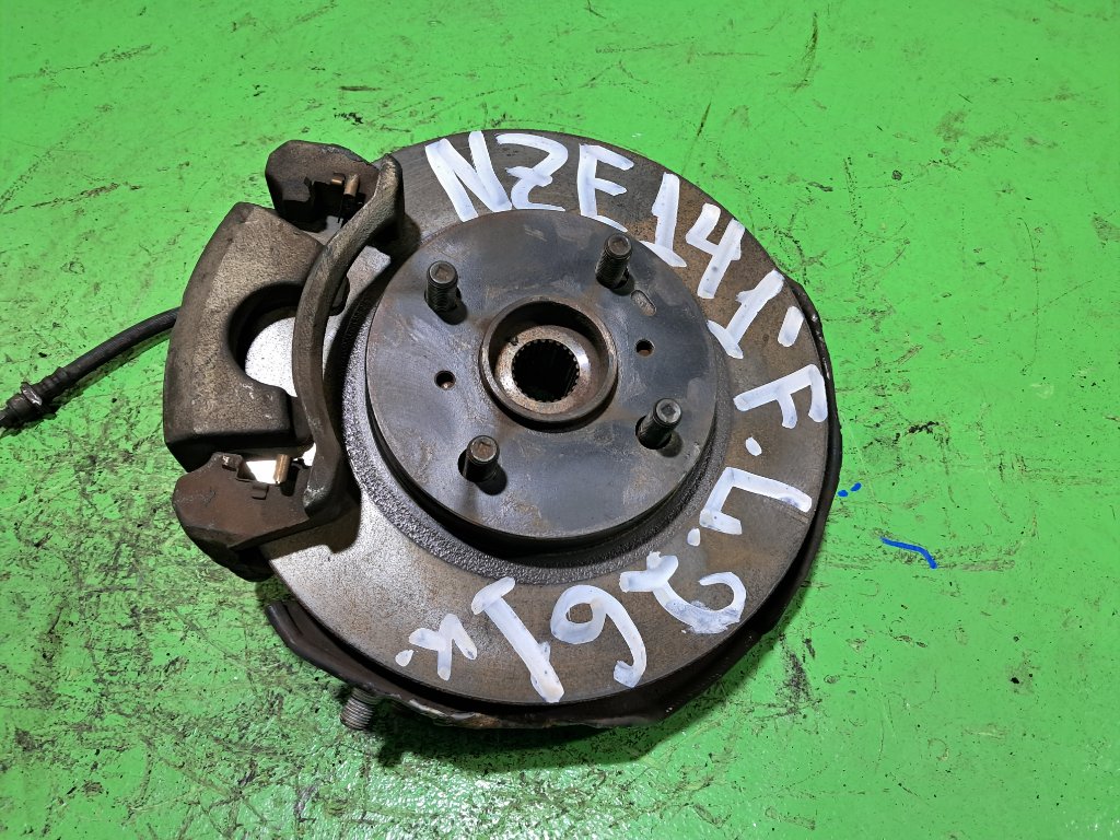 Ступица TOYOTA COROLLA NZE141 передняя левая (б/у)