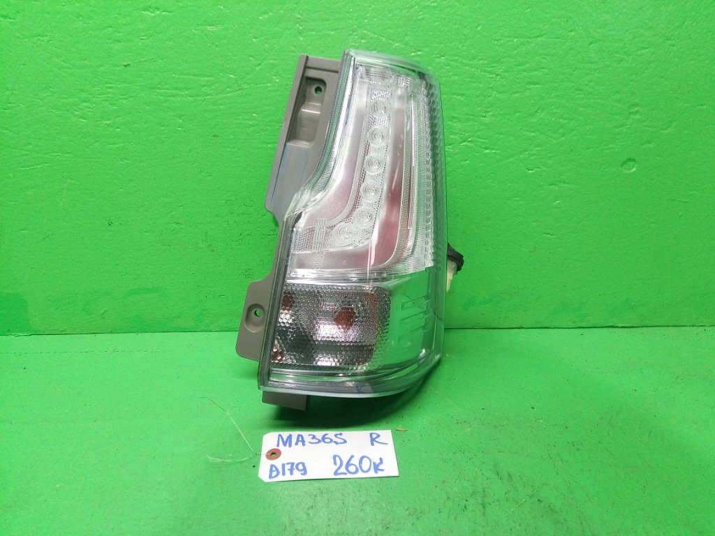Стоп-сигнал SUZUKI SOLIO MA36S правый (б/у)