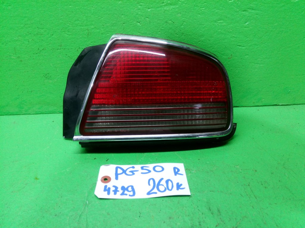 Стоп-сигнал NISSAN PRESIDENT PG50 правый (б/у)