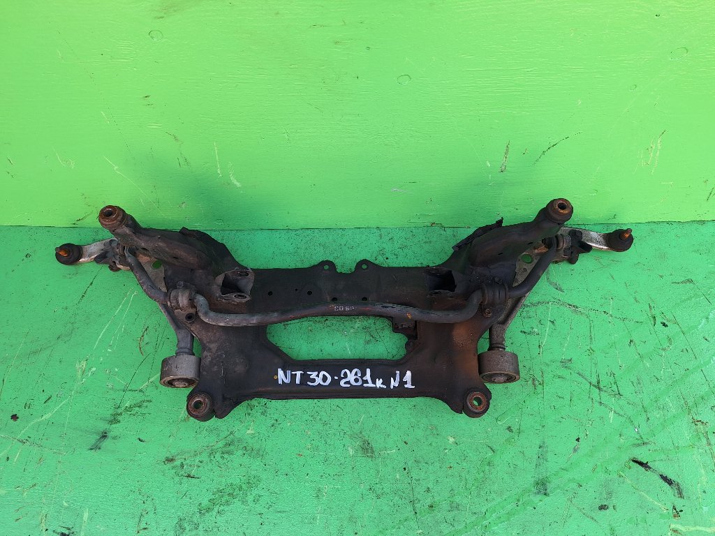 Балка под двс NISSAN XTRAIL NT30 передняя (б/у) #1
