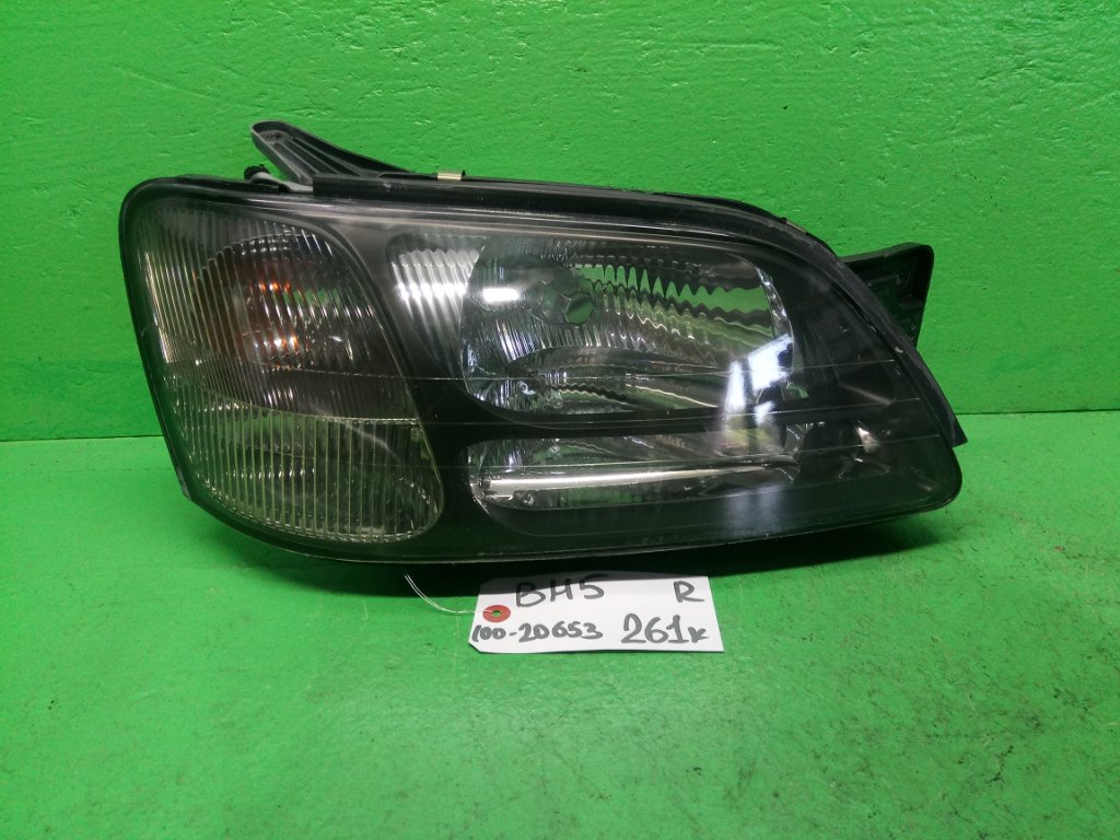 Фара SUBARU LEGACY BH5 правая (б/у)