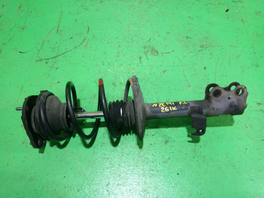 Стойка TOYOTA COROLLA FIELDER NZE141 передняя левая (б/у)