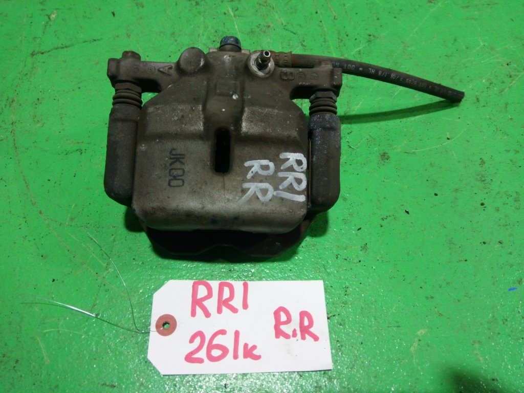 Суппорт HONDA ELYSION RR1 задний правый (б/у)