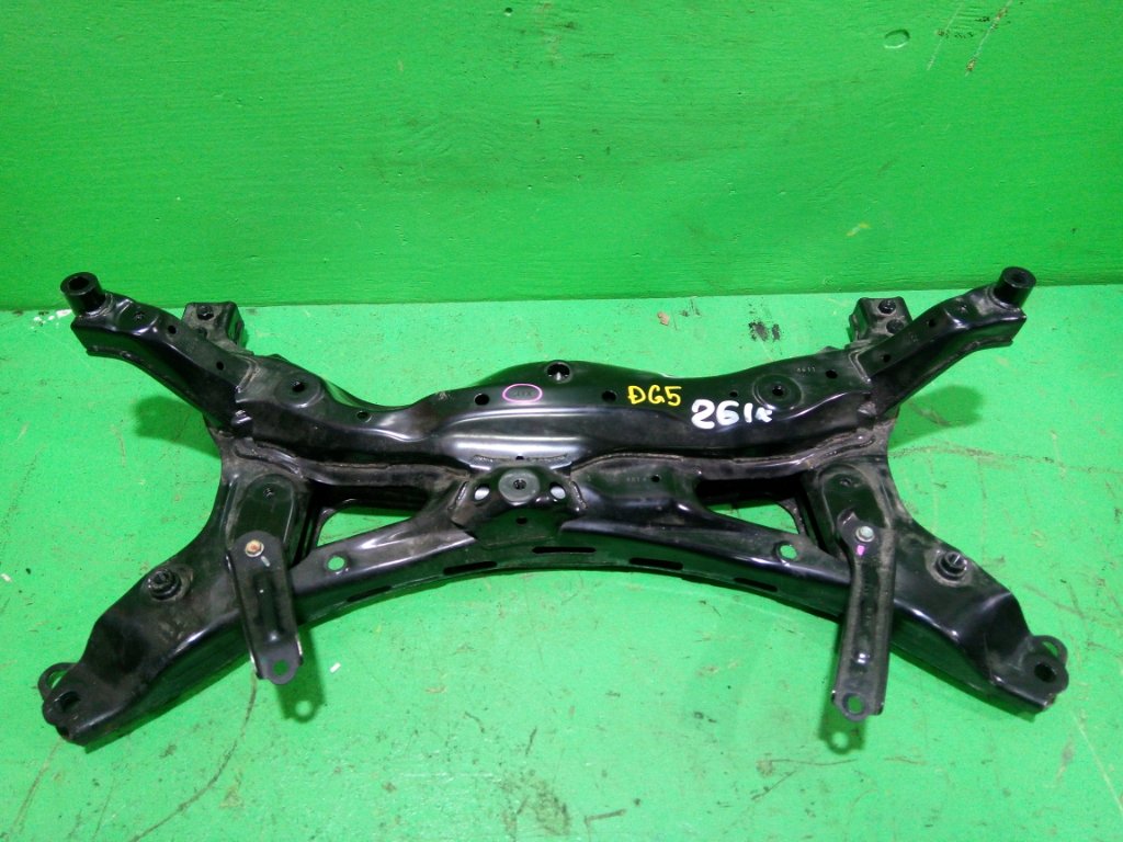 Балка под двс HONDA WR-V DG5 передняя (б/у)